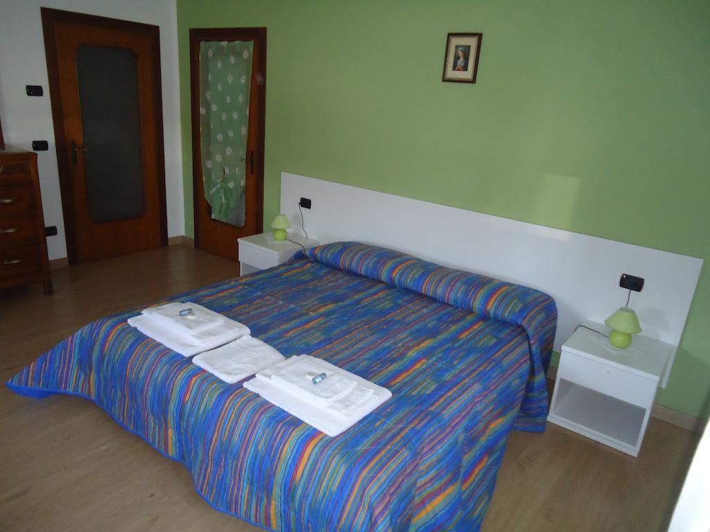Spagna B&B Verona Room photo